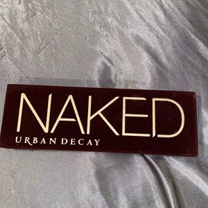 Urban decay original naked palette